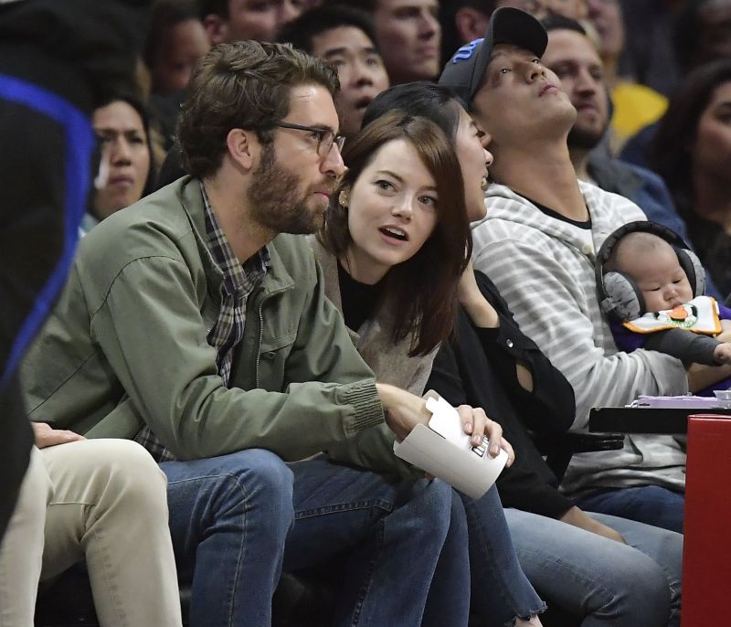 Αποκαλύφθηκε το φύλο του μωρού της Emma Stone