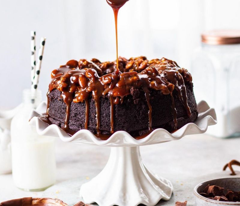 Φτιάξε το πιο «απενοχοποιημένο» brownies με αβοκάντο και μπανάνα (video)