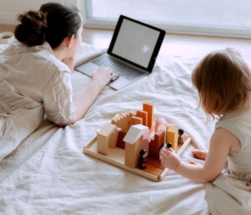 Oh Mom! Όταν τρέχεις να τα προλάβεις όλα και πάντα κάτι ξεχνάς!