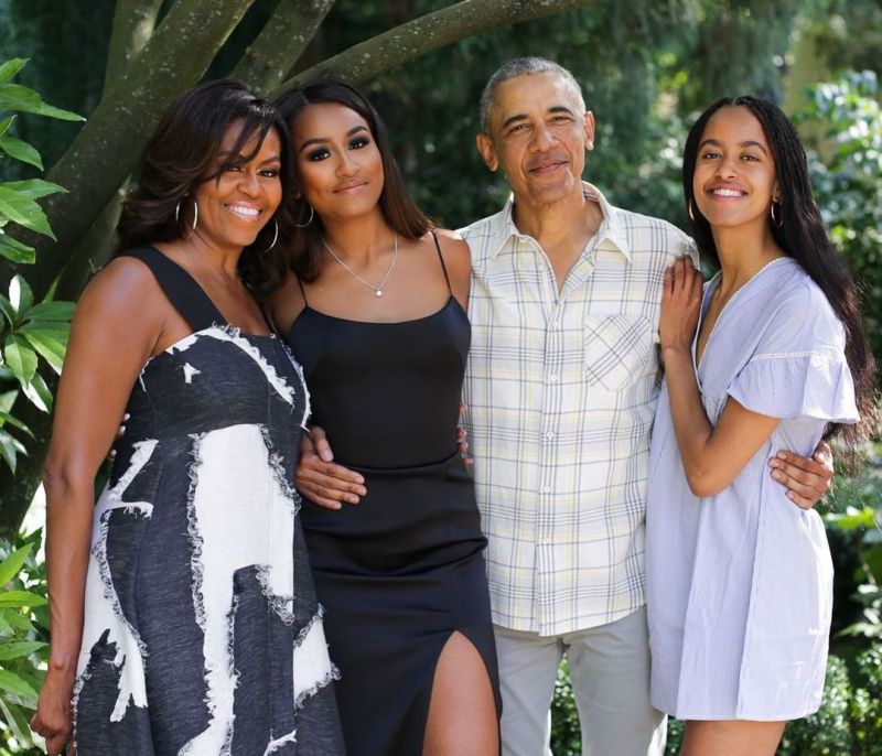 Η Michelle Obama αποκάλυψε την κακή συνήθεια που απέκτησαν οι κόρες της μέσα στην καραντίνα