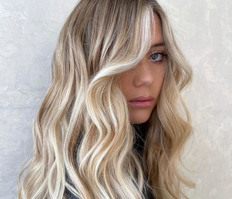 3 εντυπωσιακά hair color trends του φετινού καλοκαιριού
