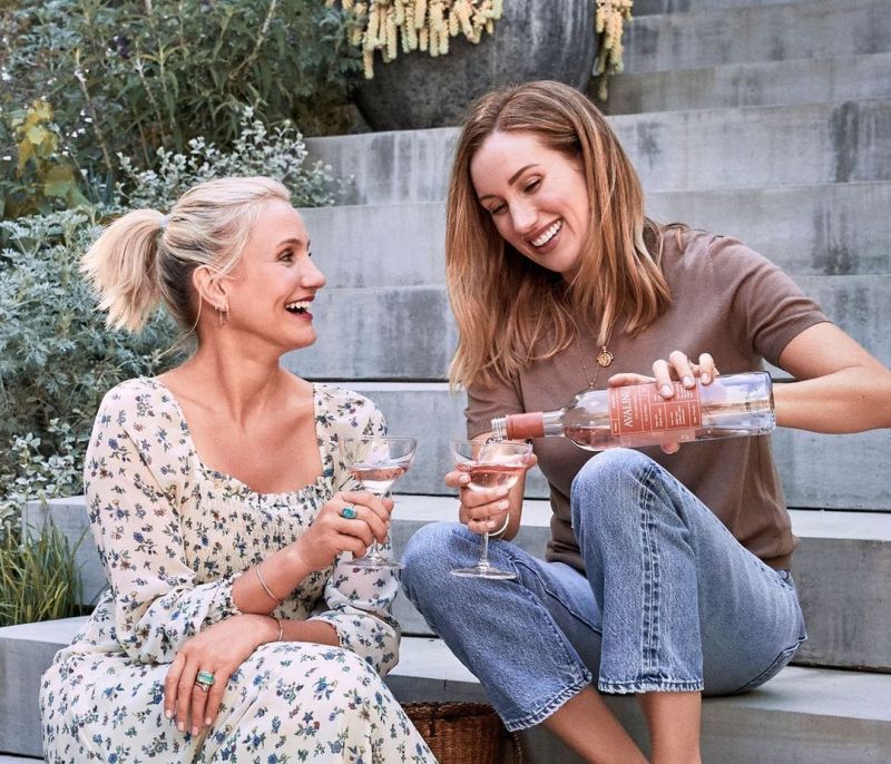 Cameron Diaz: Αφήνει τα κινηματογραφικά πλατό και μας συστήνει το κρασί της (video)