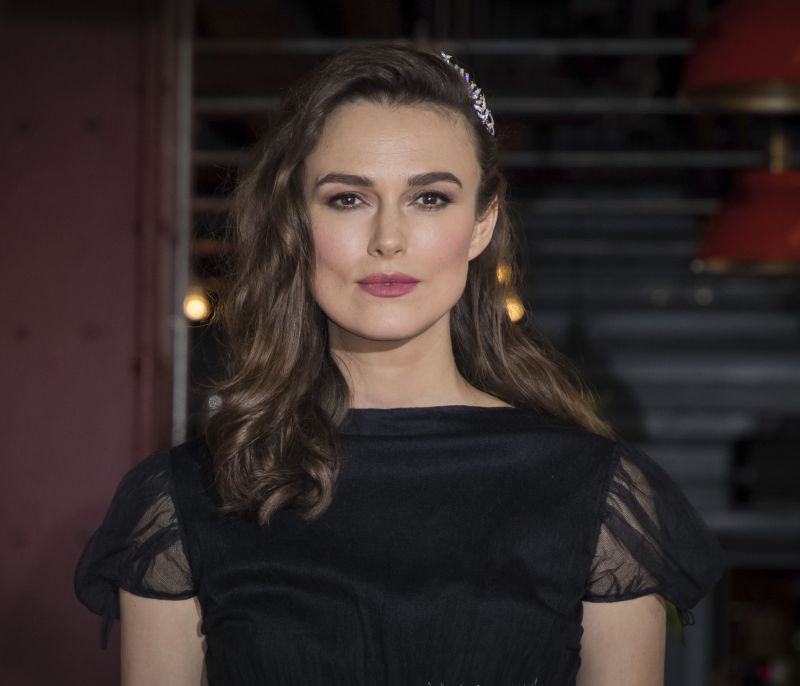 Keira Knightley: «Όποια γυναίκα ξέρω, έχει δεχθεί σεξουαλική παρενόχληση»