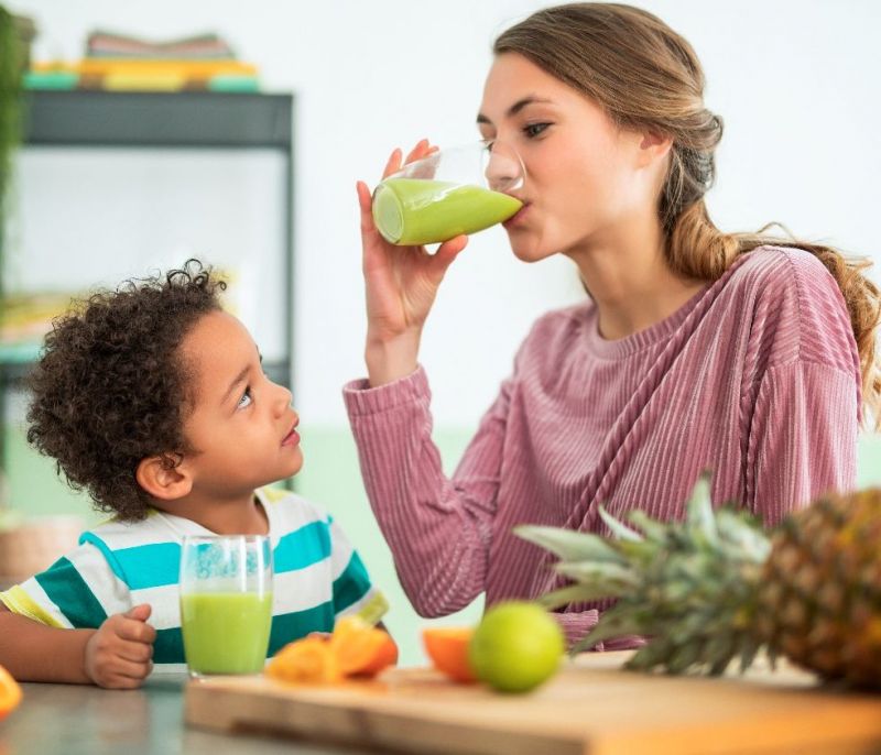 Wellness Drinks: Ξεκίνησε την ημέρα σου με απολαυστικούς σπιτικούς χυμούς και smoothies