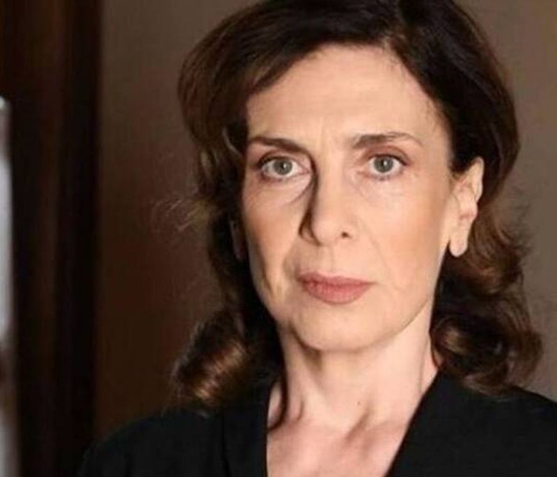 Άγριες Μέλισσες: Η Μυρσίνη έγινε τατουάζ και έχει κάνει θραύση στο Instagram! (Photos)