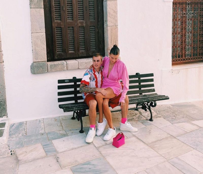 Justin Bieber και Hailey κάνουν διακοπές στην Ελλάδα-Οι πρώτες τους photos