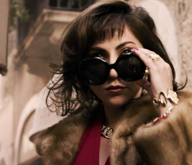 House of Gucci: Η πρώτη εμφάνιση της Lady Gaga ως «μαύρη χήρα» και ο αγνώριστος Jared Leto (photos)