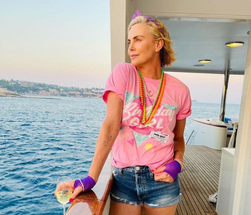 Charlize Theron: Τα γενέθλιά της στην Ελλάδα και το συγκινητικό μήνυμα για τους φίλους της