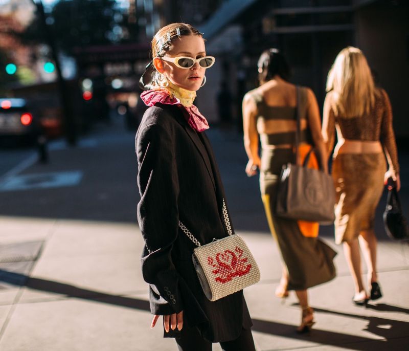 NYFW S/S 2022: Street style από τους δρόμους της Νέας Υόρκης – Τα outfits που θα αντιγράψουμε