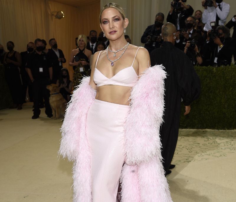 Η Kate Hudson παντρεύεται και... κάνει πρόβα νυφικού στο Met Gala