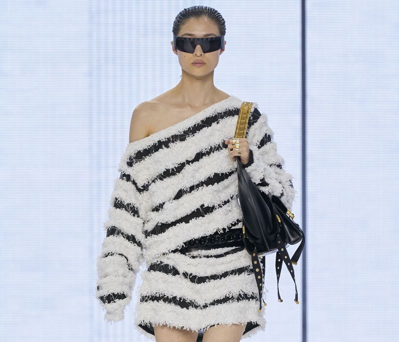 Spring - Summer 2022: Όλες οι βασικές τάσεις που πρέπει να γνωρίζεις από τον μήνα της μόδας
