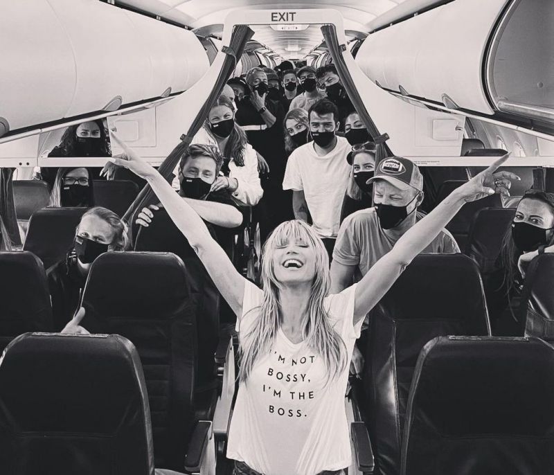 Η Heidi Klum έφυγε από τη Μύκονο αλλά τα stories της δείχνουν πως θα της λείψει (photos)