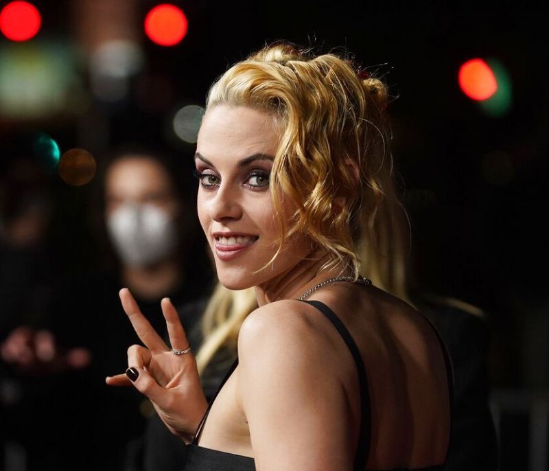 Η Kristen Stewart γειώνει τα Όσκαρ! «Δε δίνω δεκάρα για το αν θα είμαι υποψήφια»
