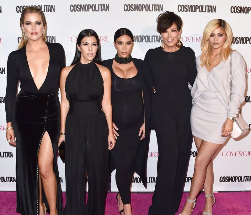 Οι Kardashians επιστρέφουν! Το πρώτο τρέιλερ από το Hulu (video)