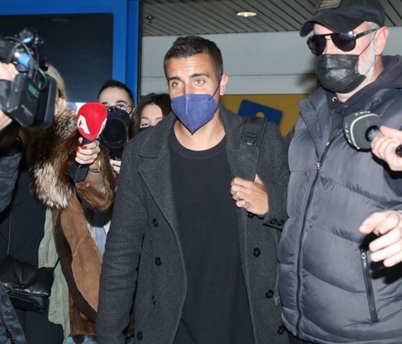 Survivor: Καρέ καρέ η άφιξη του Γιάννη Χατζηγεωργίου στην Ελλάδα - Το κυνηγητό των ρεπόρτερ