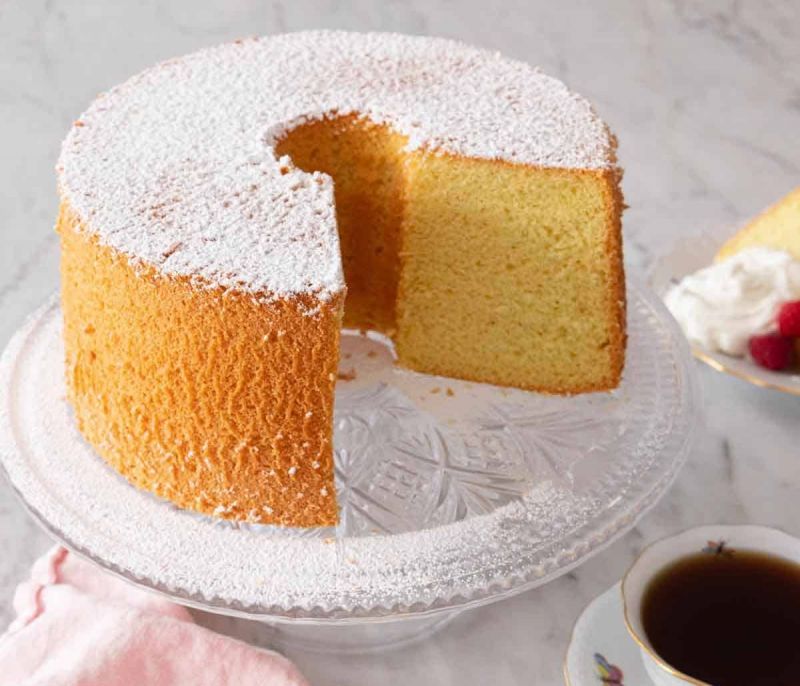 Chiffon Cake: Φτιάξε το πιο αφράτο κέικ που έφαγες ποτέ