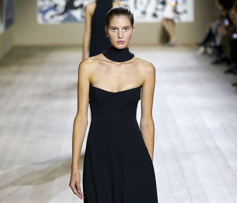 Dior SS22: Η Maria Grazia Chiuri δημιούργησε μια συλλογή ύμνο στην τέχνη της υψηλής ραπτικής