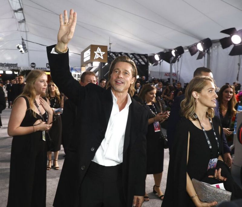 Ο Brad Pitt έχει νέο κορίτσι! Η τραγουδίστρια Lykke Li από τη Σουηδία έκλεψε την καρδιά του ηθοποιού