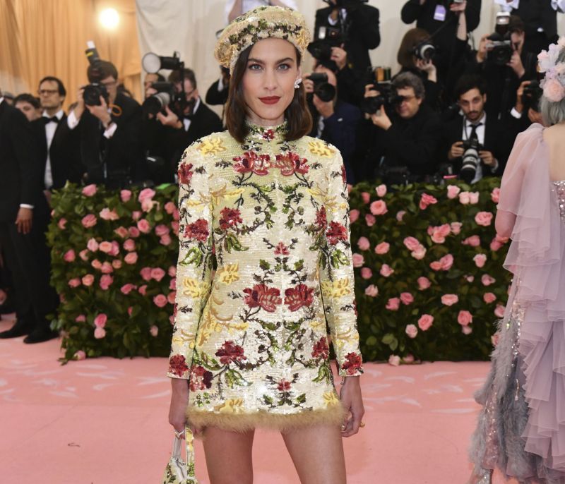 Η Alexa Chung όρισε τις influencers πριν καν αυτές υπάρξουν