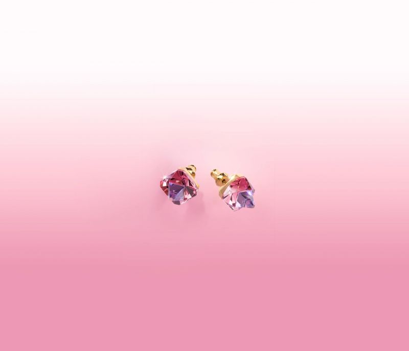 Η SWAROVSKI δίνει λάμψη σε κάθε χρώμα με την πρόσφατη συλλογή της