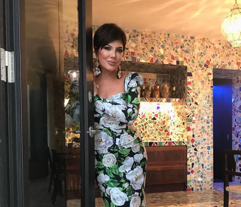 Η Kris Jenner έχει ένα ολόκληρο δωμάτιο στο σπίτι της με συλλογές από σπάνια πιάτα