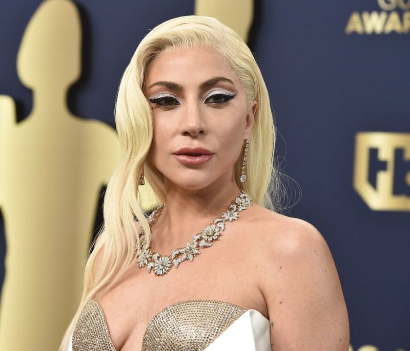Η Lady Gaga μαζί με τη μητέρα της απέδειξαν πως η ευγένεια διδάσκεται