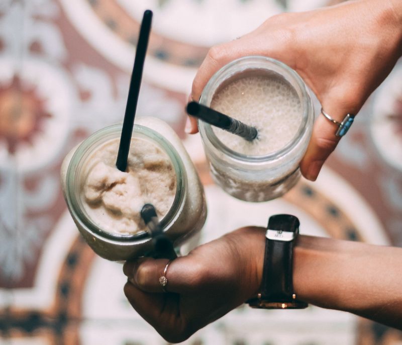 Το banana smoothie με τα 3 υλικά που βάζει τέλος στη δυσκοιλιότητα