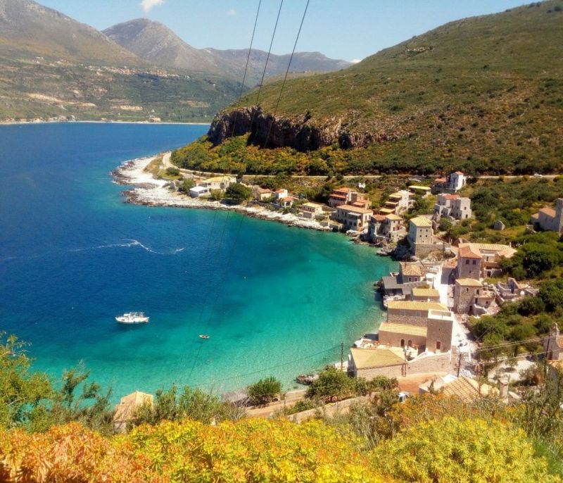 Βρήκαμε πού θα πας και τι θα κάνεις τα ηλιόλουστα τριήμερα που πλησιάζουν