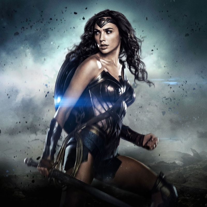 Η Gal Gadot καθηλώνει στο πρώτο της trailer ως Wonder Woman