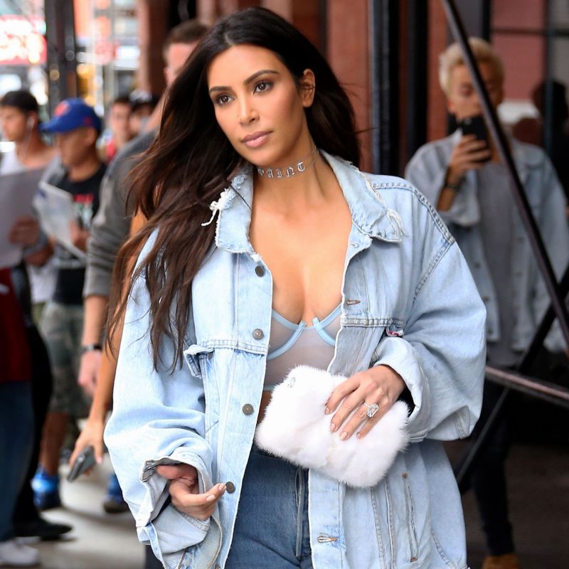 Kim Kardashian, τι ακριβώς είναι αυτό που φόρεσες για να βγεις έξω;