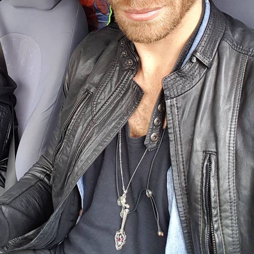 Ποιος sexy Έλληνας celebrity μπαίνει στο Survivor;