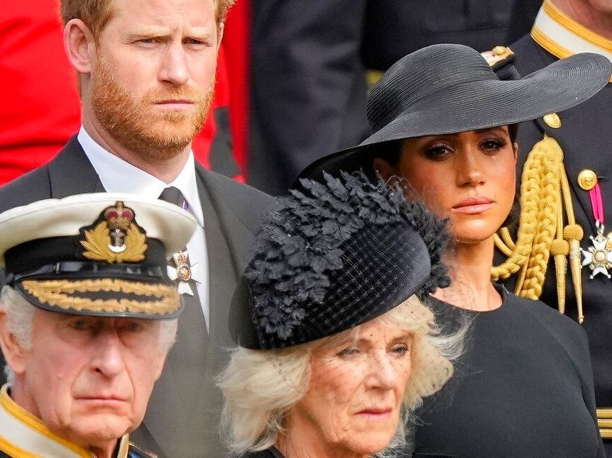 Πίσω στα παιδιά του ο πρίγκιπας Harry αλλά η Meghan ζήτησε ραντεβού με τον Κάρολο
