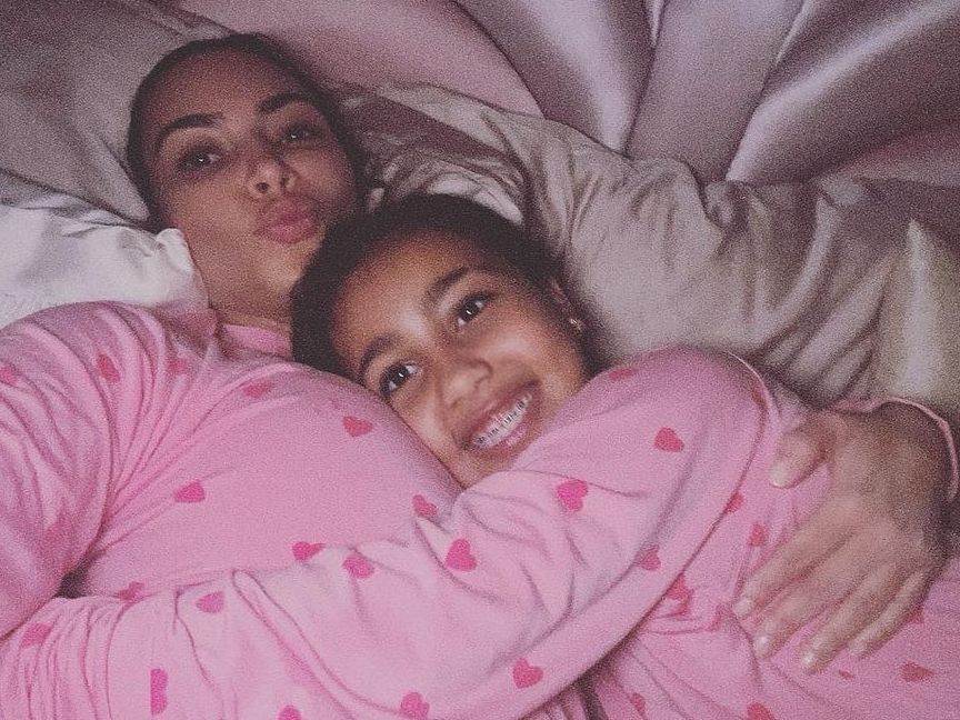 North West: Η πρωτότοκη κόρη της Kim Kardashian έχει μια διάσημη κολλητή!