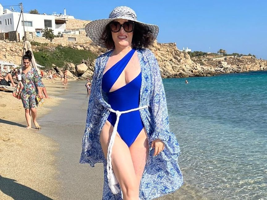 Ένα χρόνο μετά τη δίκη για το βιτριόλι, η Ιωάννα Παλιοσπύρου ζει ανέμελες στιγμές στις διακοπές της