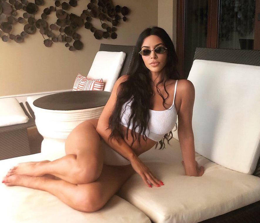 Η Kim Kardashian μόλις ανέβηκε (κάπως) στην εκτίμησή μας για έναν απροσδόκητο λόγο