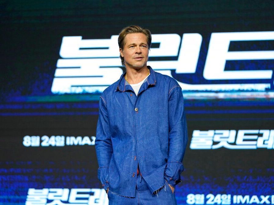 O Brad Pitt παραδέχθηκε ότι 2 είναι οι πιο όμορφοι άντρες στον κόσμο