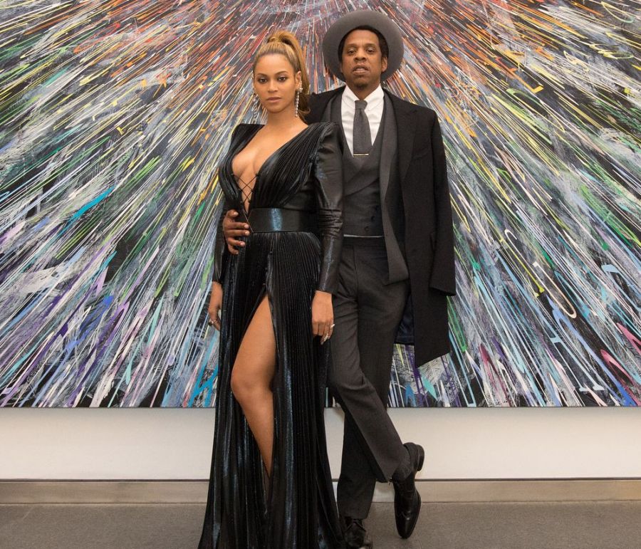 Μικρό σοκ! H Beyonce ποζάρει γυμνή στην αγκαλιά του Jay- Z: Οι φωτογραφίες που πρέπει να δεις