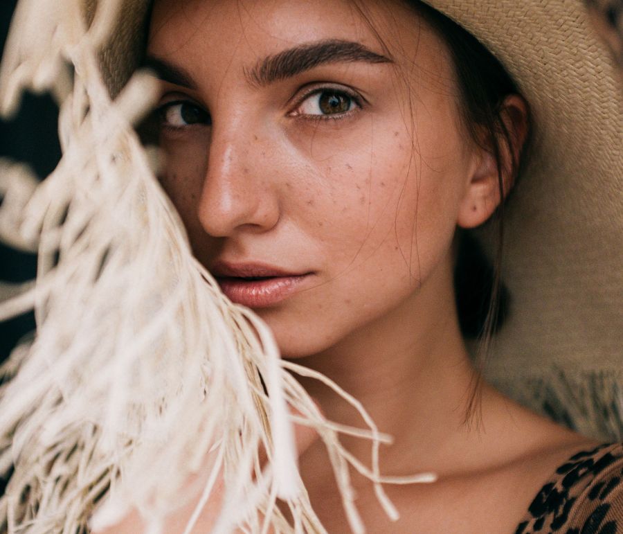 Αυτό είναι το απόλυτο concealer trick για το καλοκαίρι