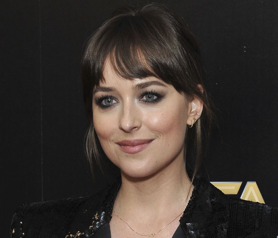 10 celebrities που θα σε πείσουν να κόψεις αφέλειες μετά την καραντίνα