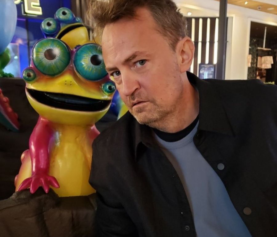 Ο Matthew Perry αποκάλυψε πως αρραβωνιάστηκε την καλύτερη γυναίκα στον κόσμο