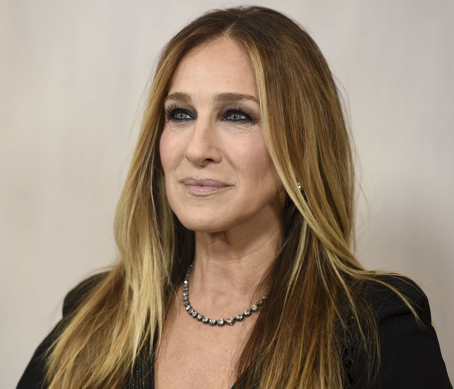 Η Sarah Jessica Parker βρήκε το πιο ζεστό & στυλάτο παλτό για όλες τις ώρες