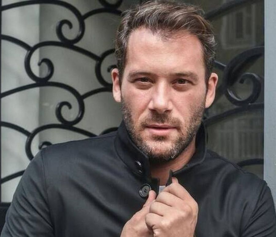 Αντίνοος Αλμπάνης: Το μήνυμα του ηθοποιού που κάνει τον γύρο του διαδικτύκου