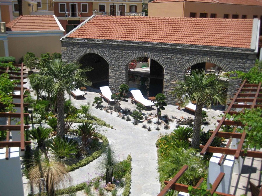 IAPETOS