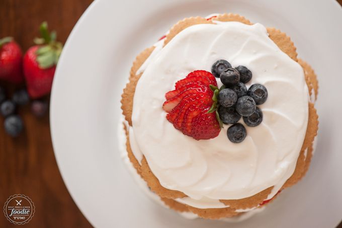 xcoconut-berry-icebox-cake-top.jpg.pagespeed.ic.WdfPp1sIEa 87a05