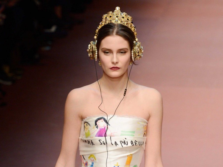 dolce gabbana headphones queen ornate 64b77