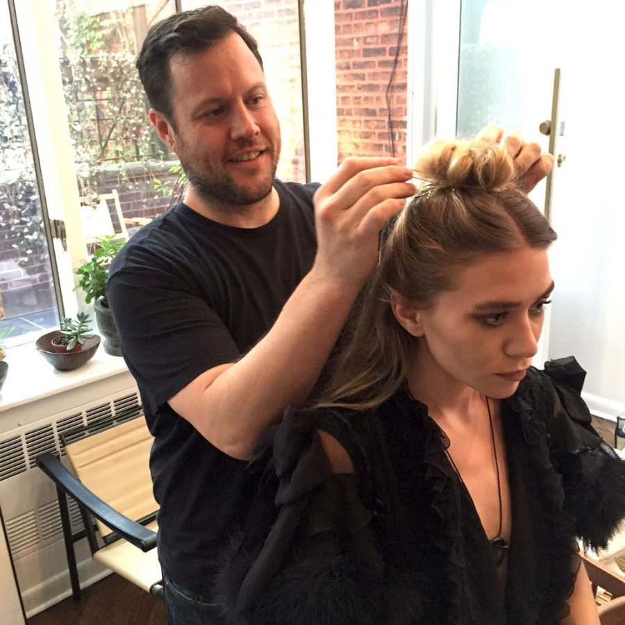 Olsens Anonymous Blog Style Fashion Behind The Scenes Mary Kate And Ashley Olsen Get Ready For The Met Gala Mark Townsend Instagram Hair Beauty Ash Top Knot 2015 1 0f249