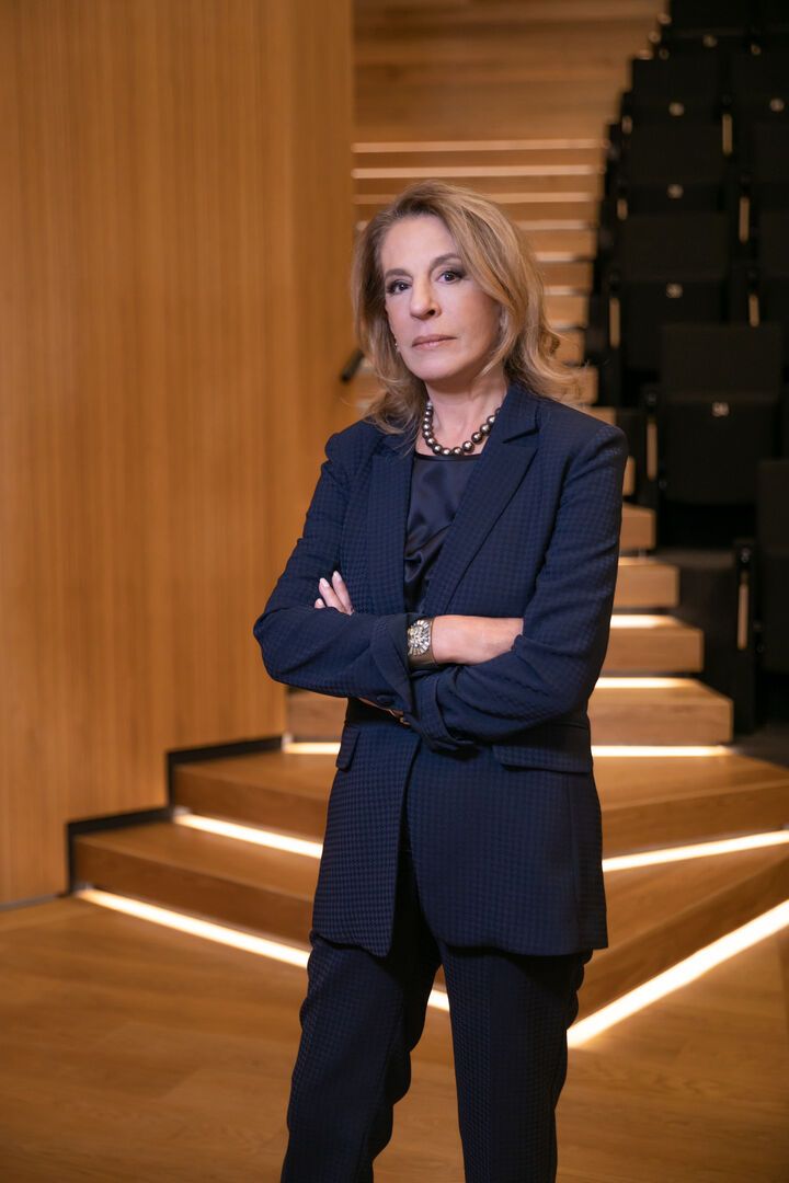 Olga Tremi business look inspo october