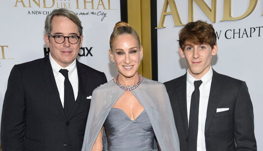 and just like that premiere