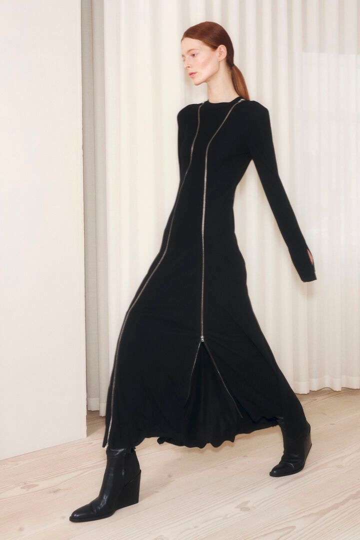 Victoria Beckham PreFall F22 styling hacks10