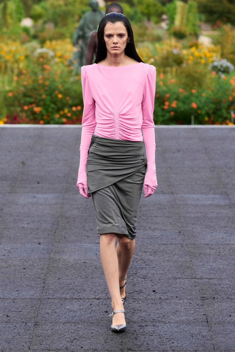 Givenchy-S23-002.jpg